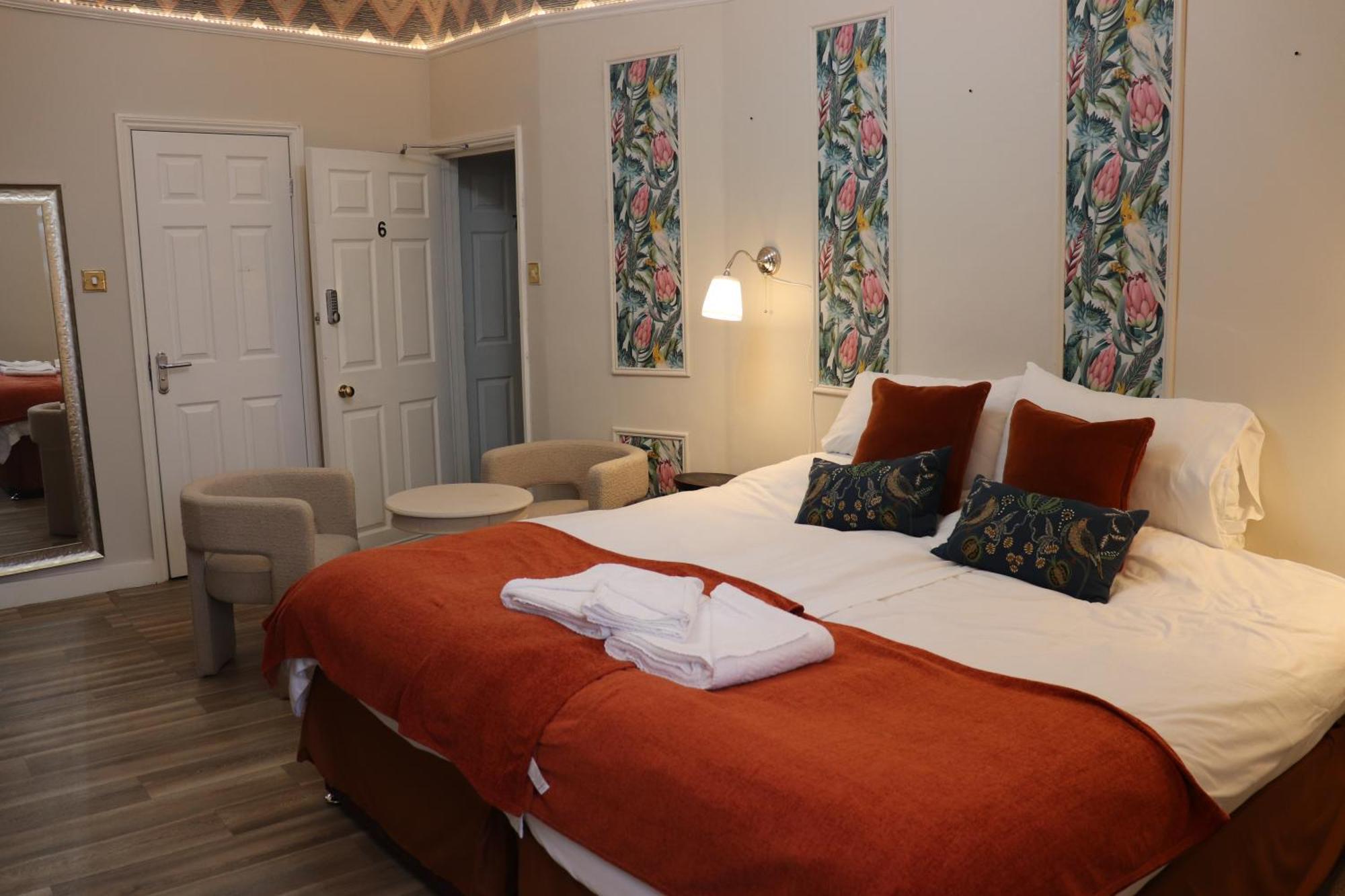 Rooms On The Prom Cheltenham Eksteriør billede