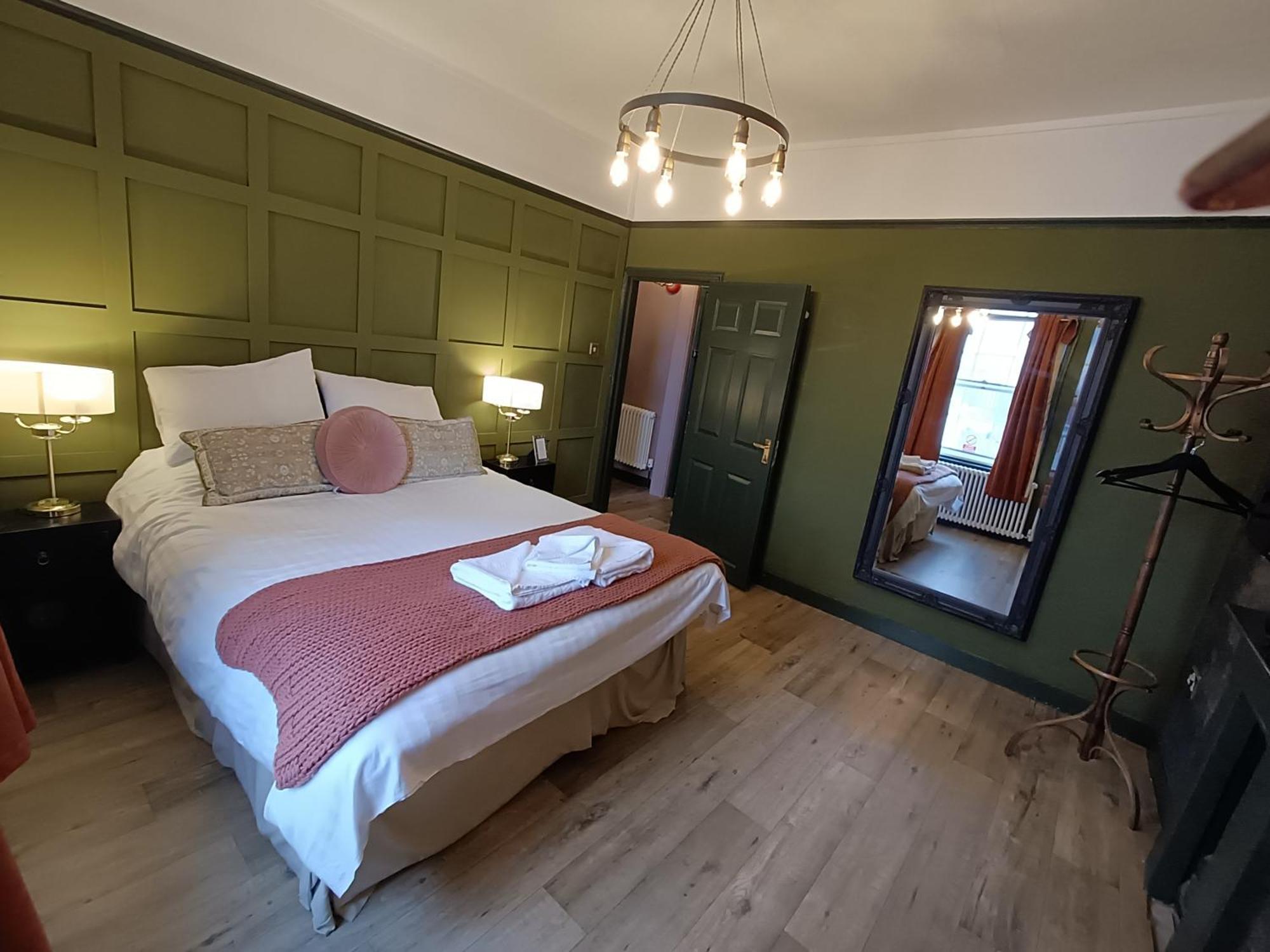 Rooms On The Prom Cheltenham Eksteriør billede