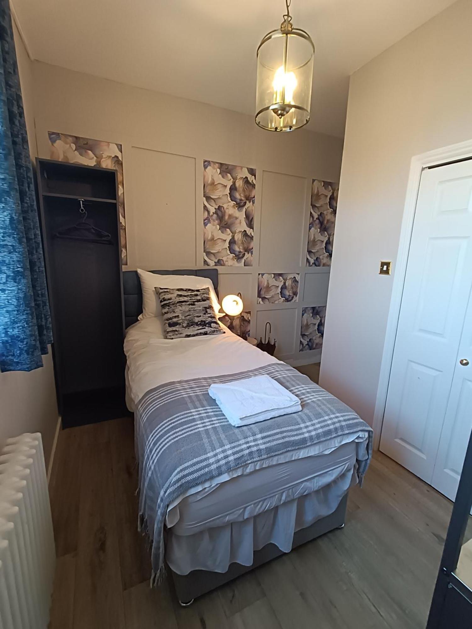 Rooms On The Prom Cheltenham Eksteriør billede